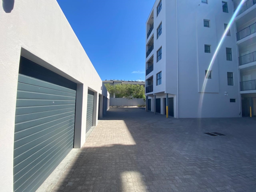 1 Bedroom Property for Sale in Table View Western Cape